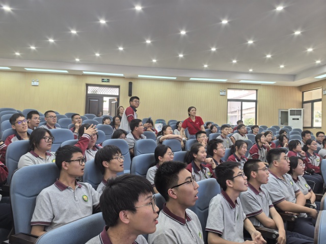 00cea3111c0f4eaeaff2244f5d2545eb.jpg